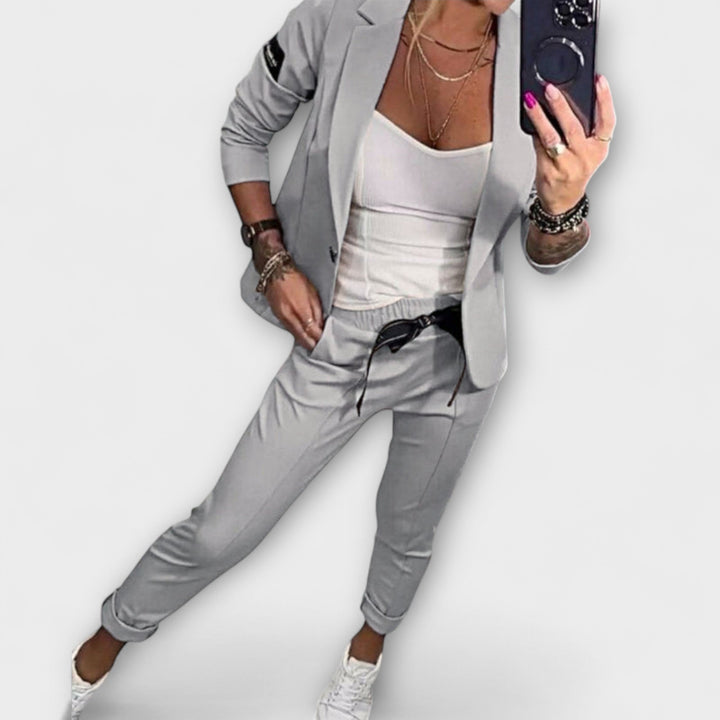 Vionne | Conjunto Elegante de Top, Chaqueta y Pantalones