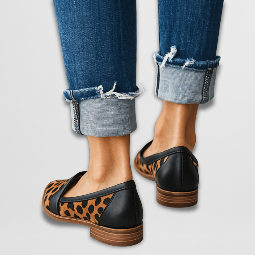 Nadia | Suede Loafers