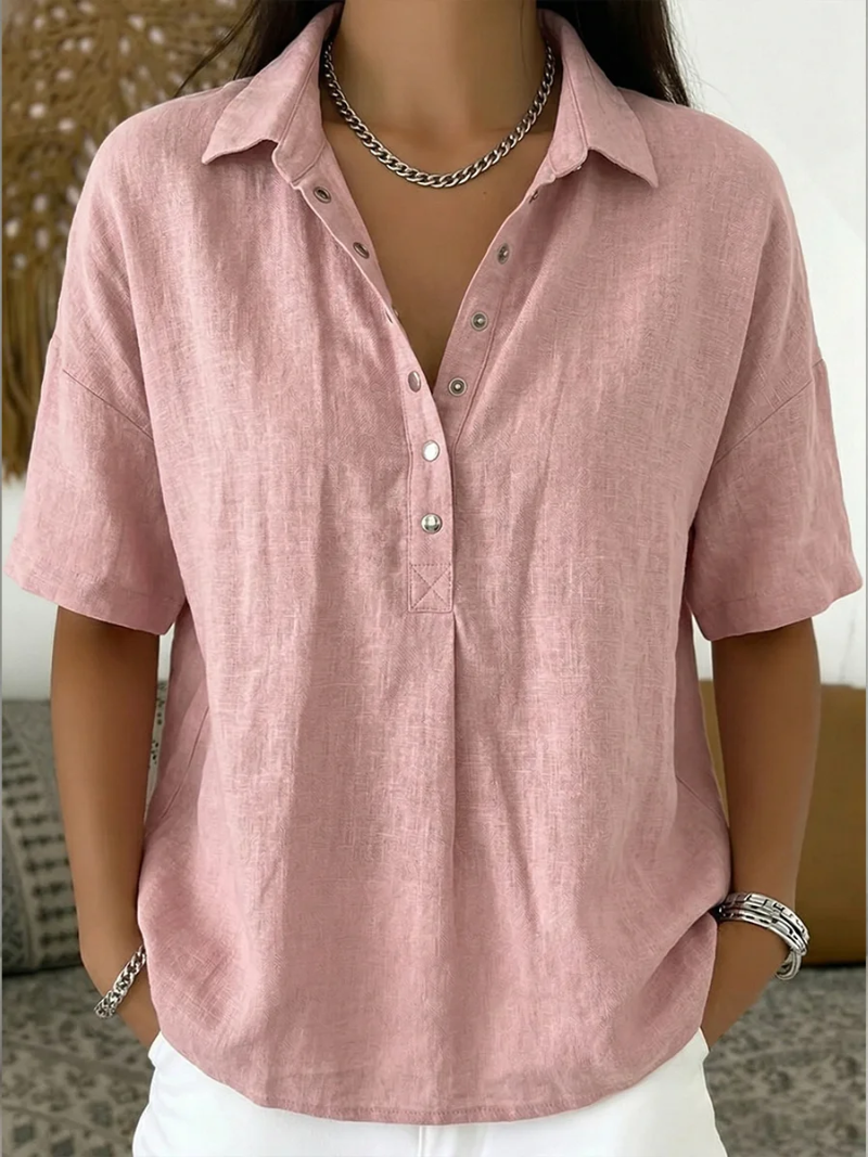 Amara | Blusa con cuello y detalle de botón