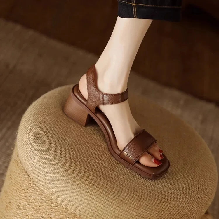Alba | Sandalias de Cuero Vallie