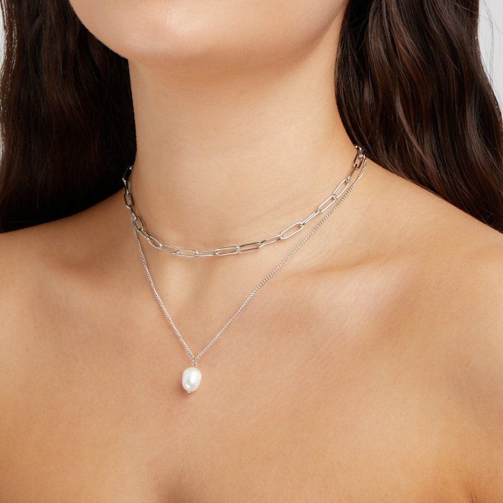 Collar de plata Angela Perlen
