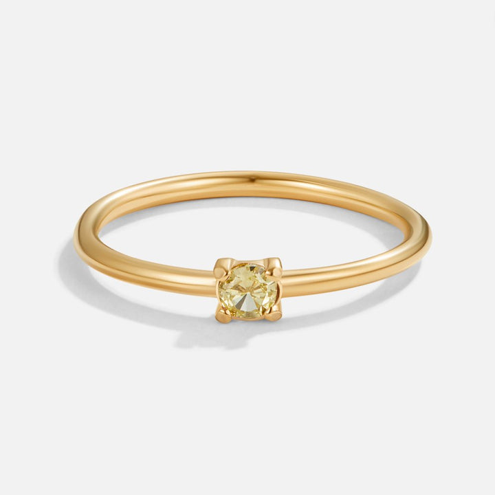 Anillos de oro con piedra de nacimiento