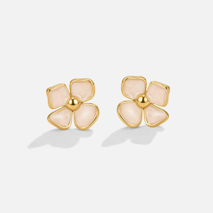 Pendientes de flores florecientes