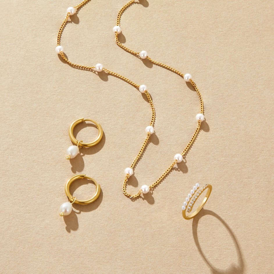 Collar de Perlas Doradas Reine