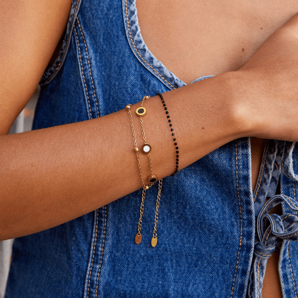 Pulsera de ónix y piedra blanca
