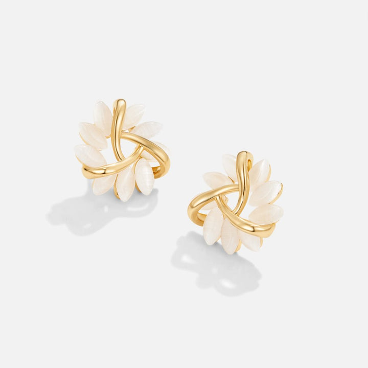 Pendientes de Oro con Flores de Ópalo